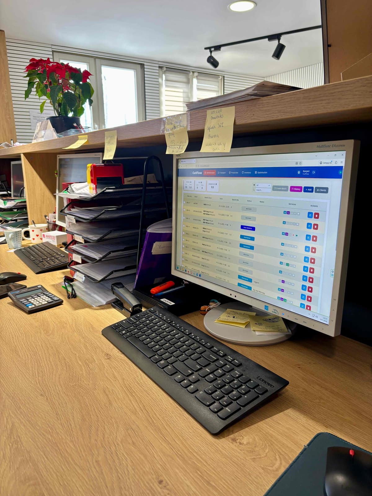 CutFlow running in a manufacturing workshop